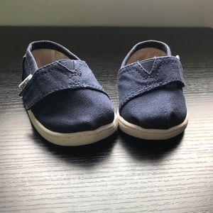 Baby Toms Size 3